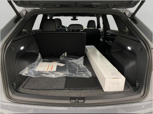 2026 Volkswagen Atlas Cross Sport 2.0T SEL