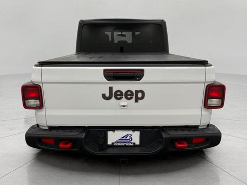 Bright White Clearcoat 2021 Jeep Gladiator Rubicon