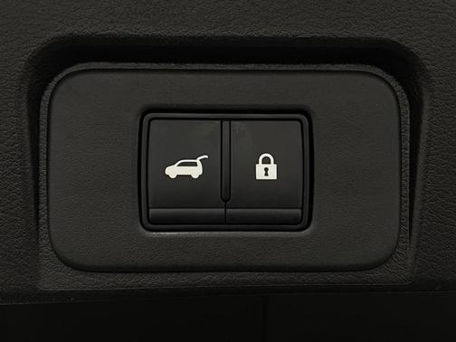 Everest White P 2026 Nissan Rogue Rock Creek