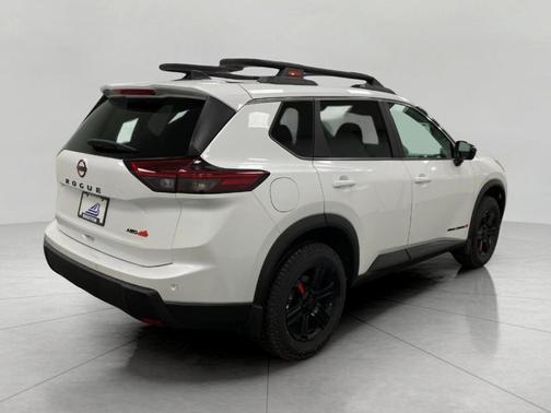 Everest White P 2026 Nissan Rogue Rock Creek