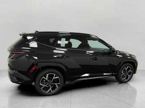 2025 Hyundai TUCSON Hybrid N Line