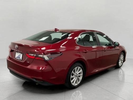 Red 2022 Toyota Camry LE
