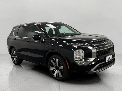 2025 Mitsubishi Outlander SEL