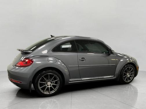 2017 Volkswagen Beetle 1.8T SE