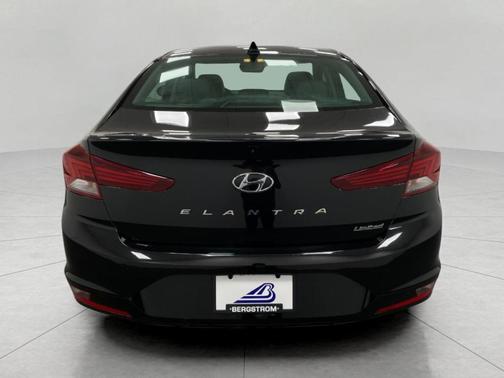 Phantom Black 2019 Hyundai ELANTRA Limited