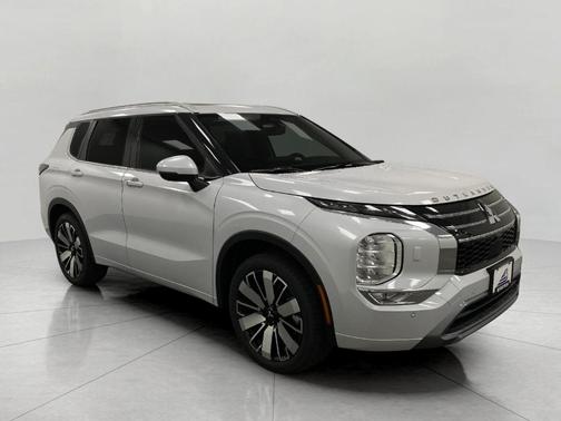 2025 Mitsubishi Outlander SEL