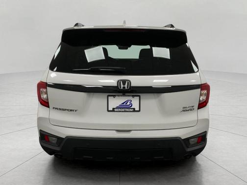 2020 Honda Passport Elite