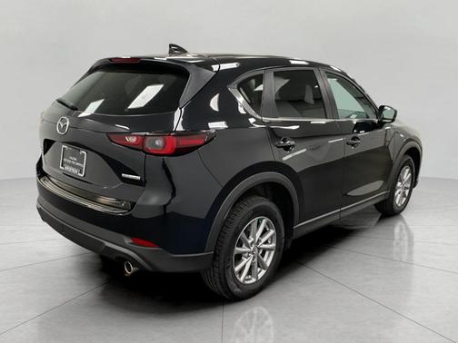 2022 Mazda CX-5 2.5 S Preferred Package