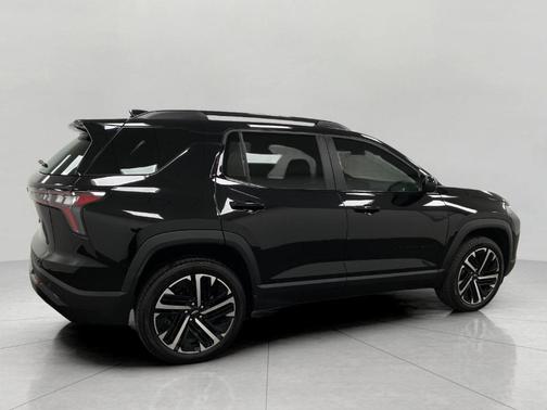 Mosaic Black Metallic 2026 Chevrolet Equinox RS