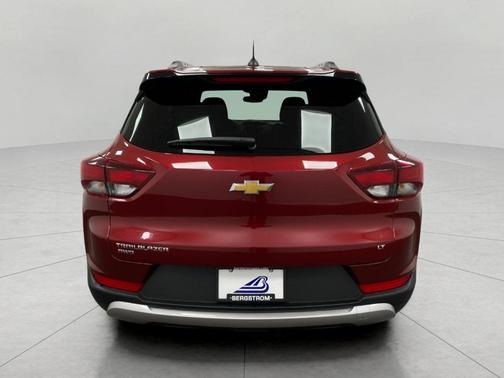 Red 2022 Chevrolet Trailblazer LT
