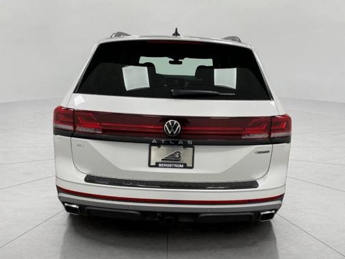 2026 Volkswagen Atlas PEAK EDITION