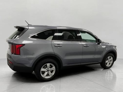 2021 Kia Sorento LX