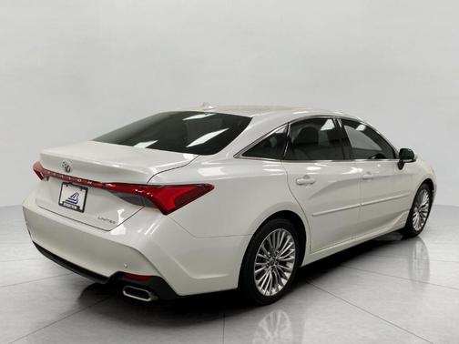 Wind Chill Pearl 2020 Toyota Avalon Limited