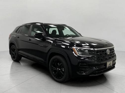 2026 Volkswagen Atlas Cross Sport 2.0T SEL R-Line Black