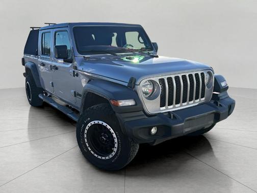 2020 Jeep Gladiator Sport