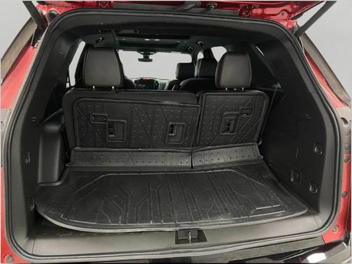 Cherry Red Tintcoat 2022 Chevrolet Traverse Premier