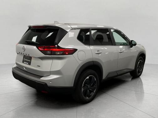 Brilliant Silver Metallic 2025 Nissan Rogue SV