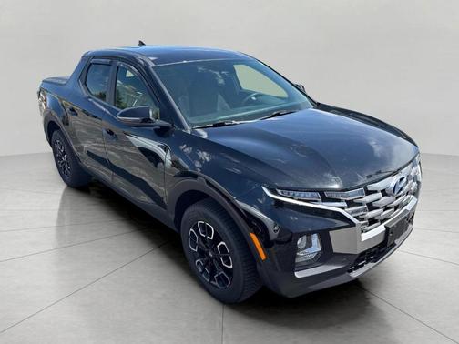 Phantom Black 2022 Hyundai SANTA CRUZ 2.5L SEL
