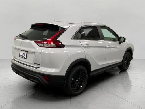2026 Mitsubishi Eclipse Cross LE