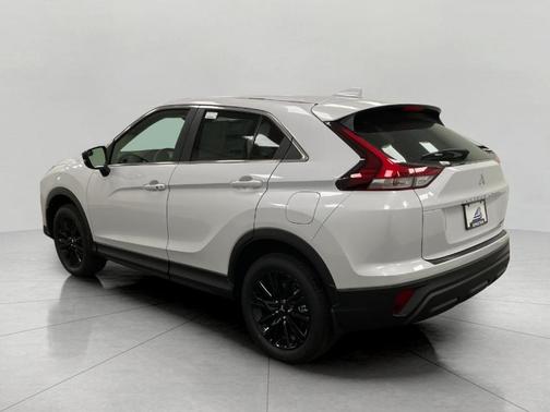 2026 Mitsubishi Eclipse Cross LE