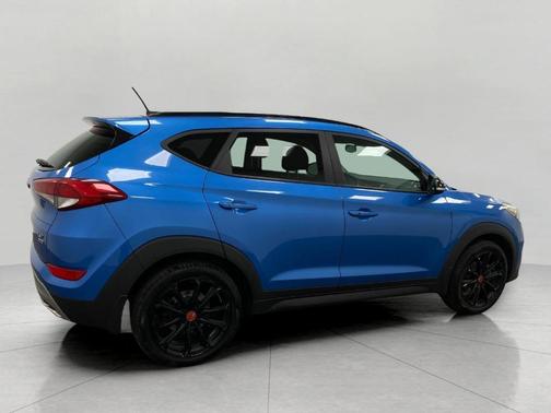2017 Hyundai TUCSON Night
