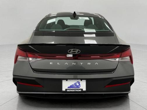 Amazon Gray 2026 Hyundai ELANTRA SEL Sport