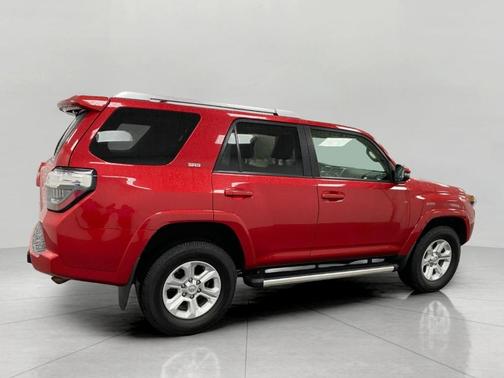 Barcelona Red Metallic 2017 Toyota 4Runner SR5 Premium