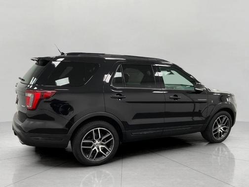 2019 Ford Explorer sport