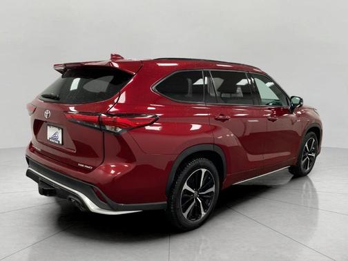 2021 Toyota Highlander XSE