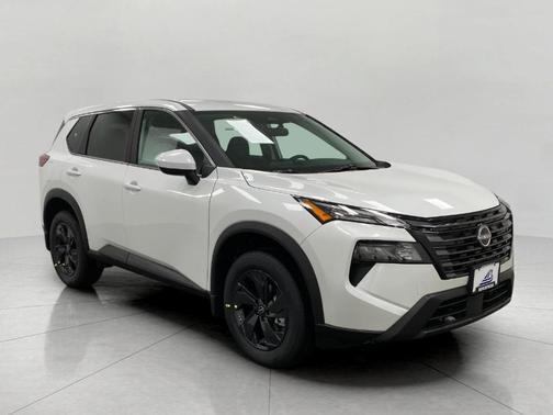 Everest White P 2026 Nissan Rogue SV