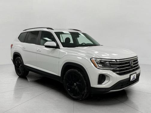2024 Volkswagen Atlas 2.0T SE