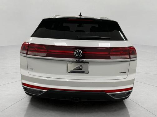 2026 Volkswagen Atlas Cross Sport 2.0T SEL