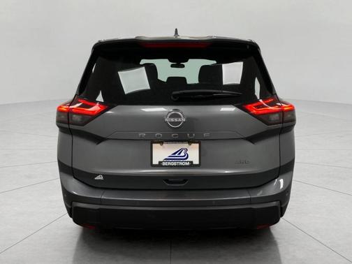 Gun Metallic 2025 Nissan Rogue SV