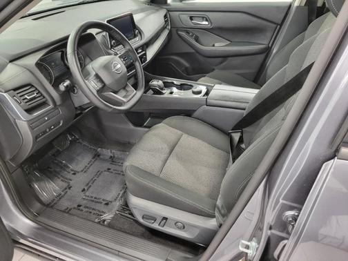 Gun Metallic 2025 Nissan Rogue SV