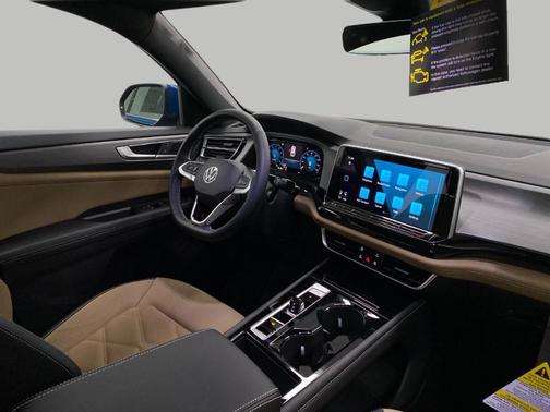 2025 Volkswagen Atlas Cross Sport 2.0T SE w/Technology