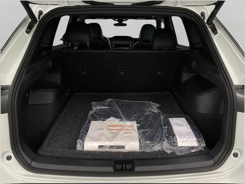 Opal White Pearl 2026 Volkswagen Tiguan 2.0T SE R-Line Black
