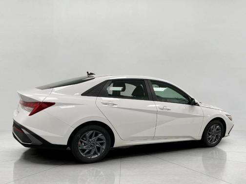 2026 Hyundai ELANTRA HEV Blue