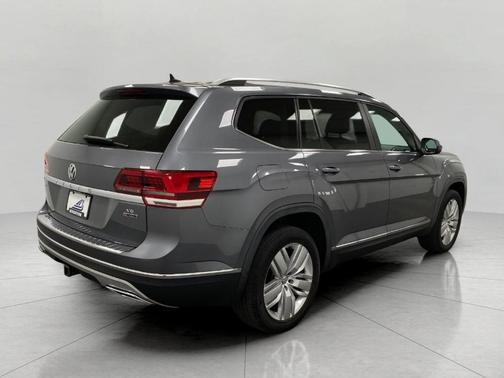 Platinum Gray Metallic 2019 Volkswagen Atlas 3.6L SEL