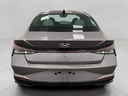 2022 Hyundai ELANTRA HEV Limited