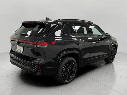 2025 Volkswagen Tiguan 2.0T SE R-Line Black