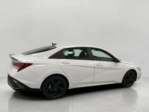 White 2026 Hyundai ELANTRA SEL Sport