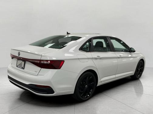 Opal White Pearl 2026 Volkswagen Jetta 1.5T SE