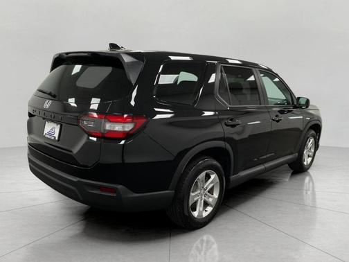 2023 Honda Pilot LX