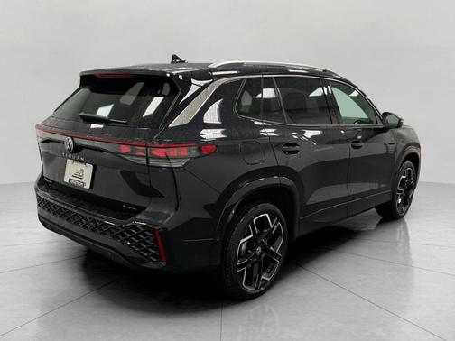 2026 Volkswagen Tiguan 2.0T SEL