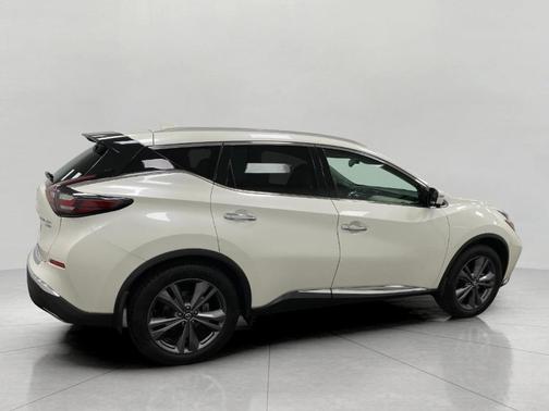 White 2021 Nissan Murano Platinum
