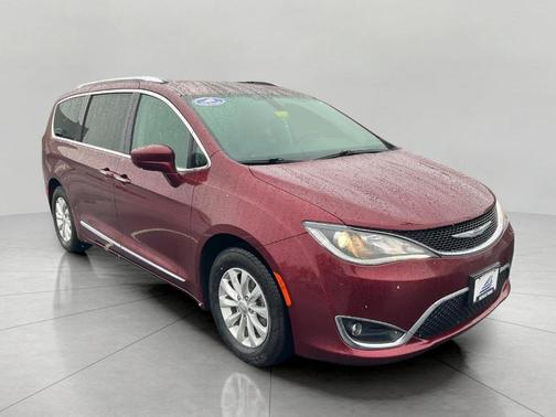 2018 Chrysler Pacifica Touring-L Plus