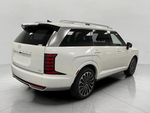 Pearl 2026 Hyundai Palisade Hybrid Calligraphy