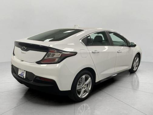 2018 Chevrolet Volt LT