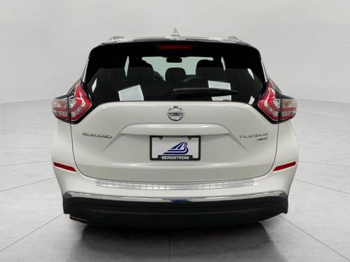 White 2017 Nissan Murano Platinum