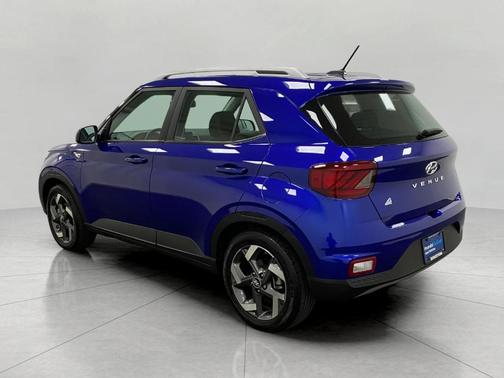 2024 Hyundai VENUE Limited